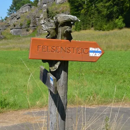 Отель Koenigsteiner Hof 3*