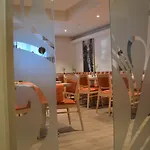 酒店 Koenigsteiner Hof 3*