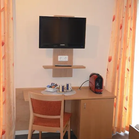 Koenigsteiner Hof 3*
