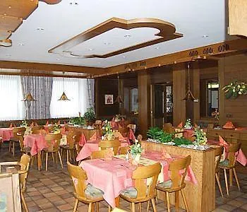 Koenigsteiner Hof Otel 3*